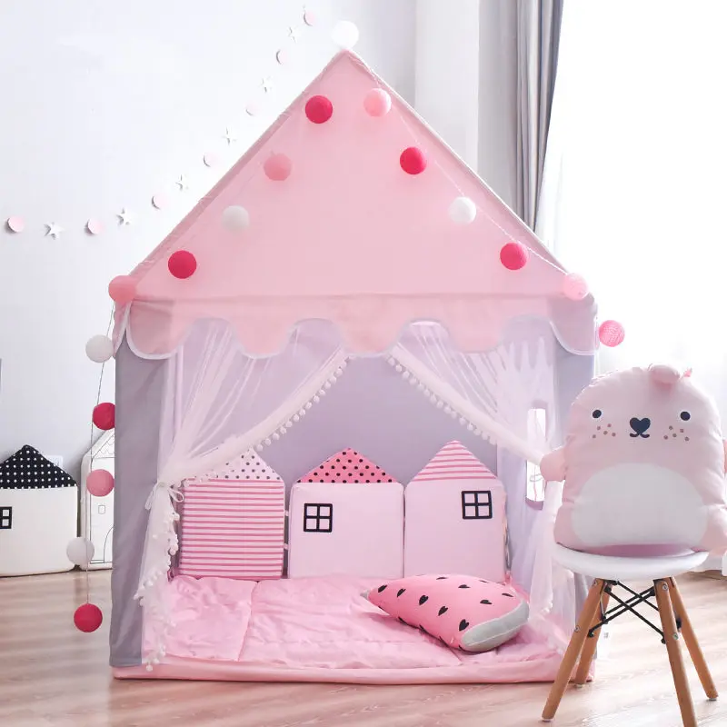 [TML] Indoor Game Room children tent Include Colored lights, fence, mat Kids Playhouse Princess castle Play house girl gift 2
