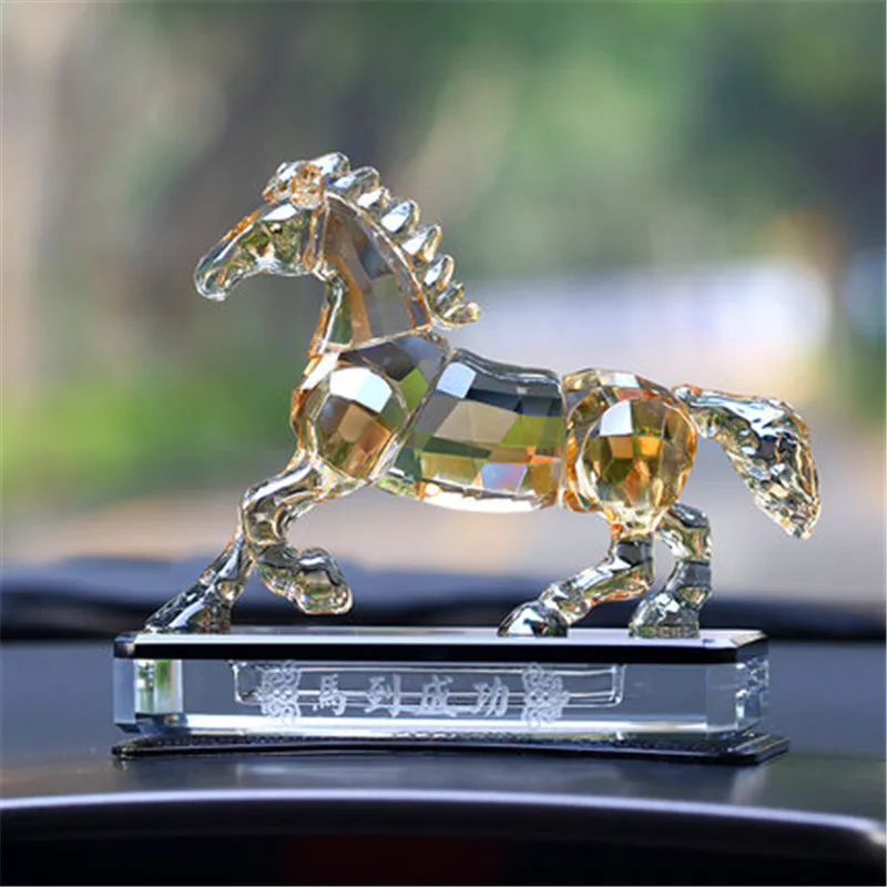 Car Decoration Crystal horse Perfume seat Upscale Decorative Accessories Exquisite Desktop Decor Action Figure Collectible Toy Car Decoration Crystal horse Perfume seat Upscale Decorative Accessories Exquisite Desktop Decor Action Figure Collectible Toy