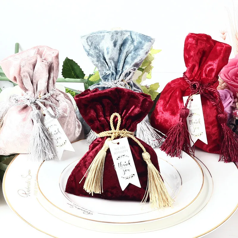 

New Velvet Gift Bag with THANKS Card & Fringed Wedding Favors and Gift Box Candy Boxes for Wedding Baby Shower Party Supplies