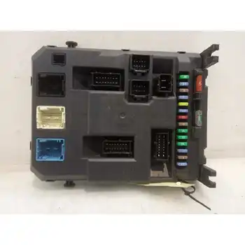 

9674016680 box Reles/Fuses Peugeot 207 1.6 Hdi 16v