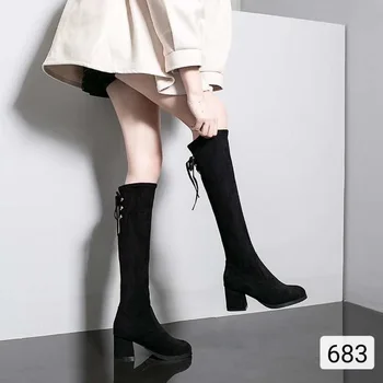 

Women's boots are below the new solid color warm and thick net red elastic boots