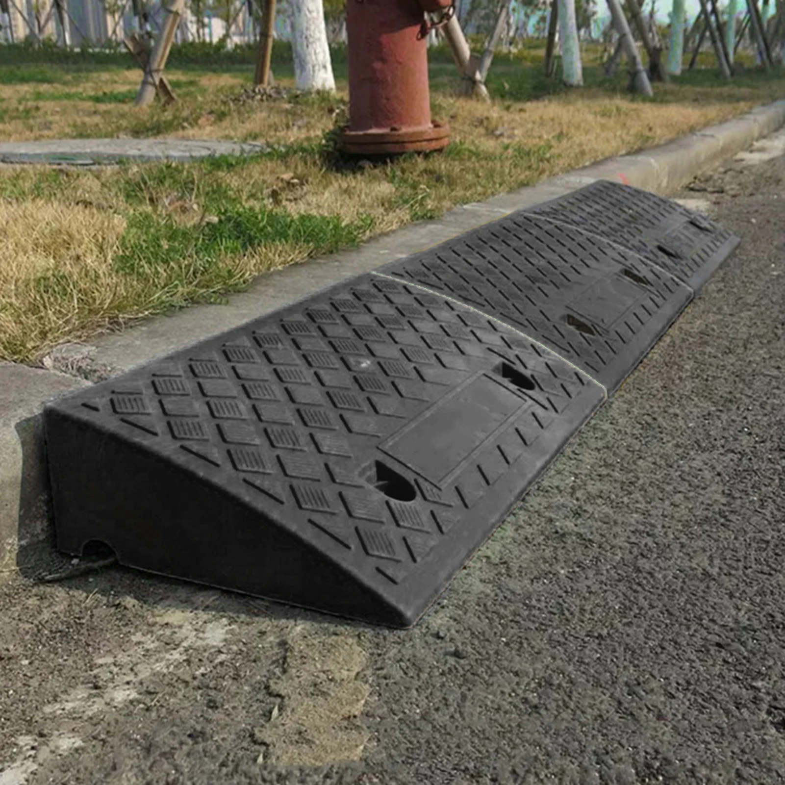 High-strength Hard Plastic Threshold Ramp Mat Lightweight Portable Small Convenient Ramp Mat