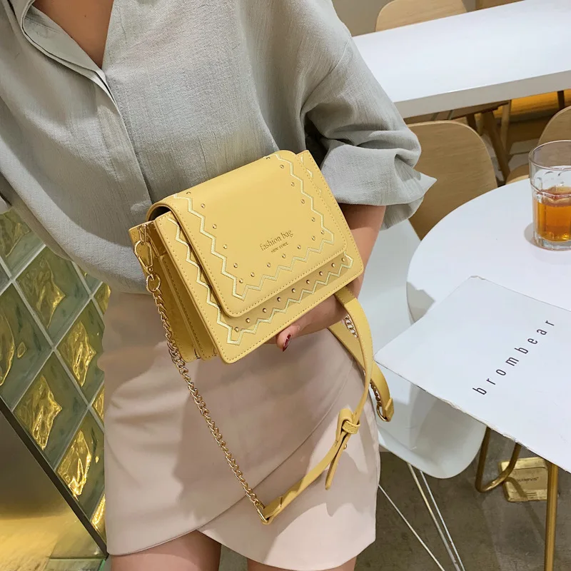 

Summer women 2019 new wave sewing shoulder bag fashion rivet embroidery thread slung small square bag