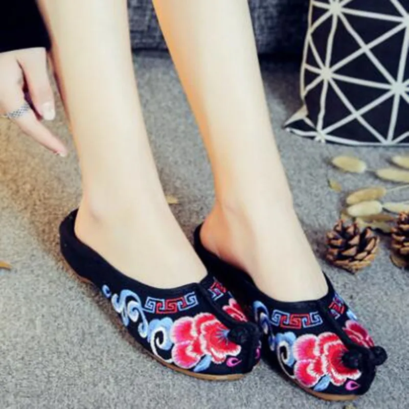 Embroidered Women Slippers Backless Flat Shoes Ladies Vintage Loafers ...