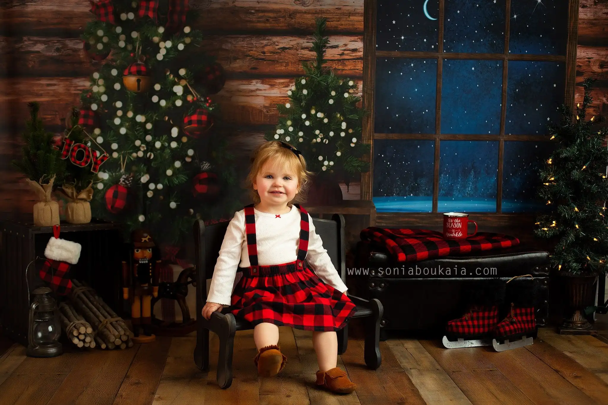 Crates of Christmas Wooden Wall Christmas Tree Window Gifts Starry Sky Photography Background Customized Photographic Backdrops