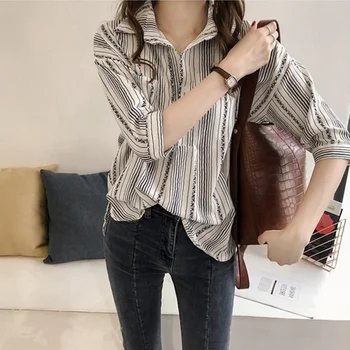 

Women Autumn Vintage Shirts Ladies Striped Slim Casual Blouse Shirts Classic Buttons Pullover Loose Shirts Plus SizeM-4XL