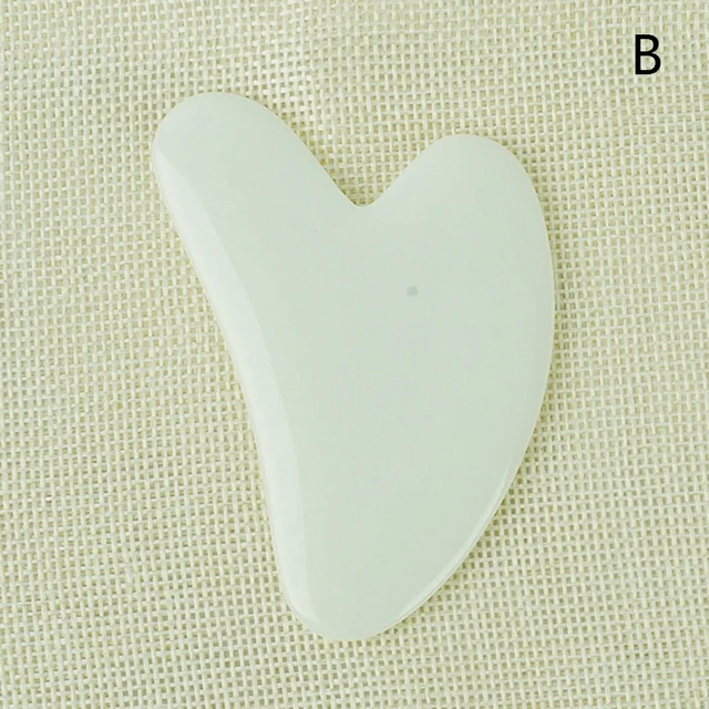 1pc Heart Shape SPA Massage Beeswax Gua sha Scraping Massage Scraper Face Massager Acupuncture Guasha Board Massager for face Beeswax