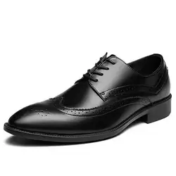 Брендовые Классические Мужские модельные туфли с острым носком; мужские туфли-Броги из лакированной кожи черного цвета; свадебные