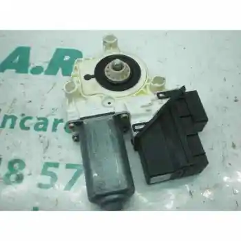 

WINDOW MOTOR REAR RIGHT SEAT CORDOBA SALOON (6L2)