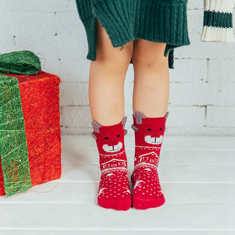 3 пары детских носков; Рождественский Подарочный комплект; милые носки для мальчиков и девочек с героями мультфильмов; красные детские зимние рождественские носки с коробкой