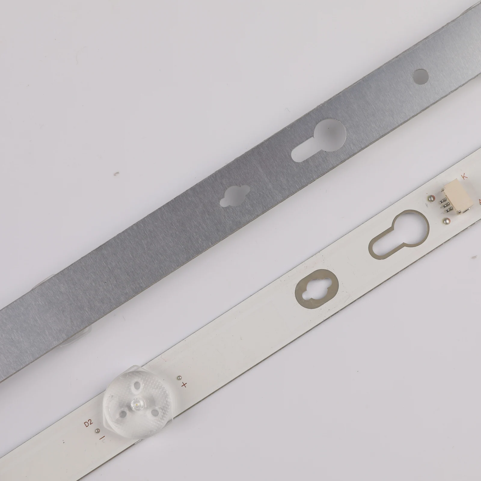 2pcs 564MM 577MM LED Ʈ 5 MI 32 &TV LCD L32M5-AZ TCL32D05-ZC22AG-11 LVW320CSDX 4C-LB320T-DSA 6v TC32L72A-V01