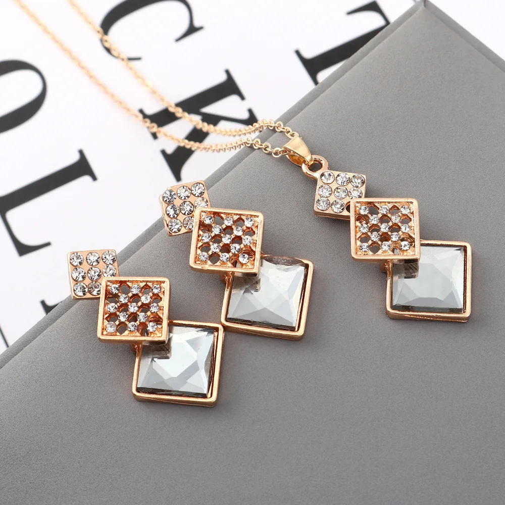 Charm Pendant Necklace Earrings Jewelry Sets Wholesale Hollowed-out Crystals Accessories Popular Vintage Gift For Women Wedding | Украшения