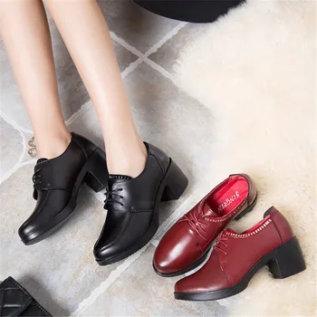 

2019 new single shoes female autumn and winter round head high heels thick with mother shoes leather lace women's shoes heel sho