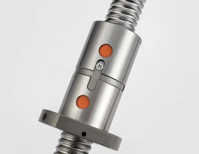 SFU1604/SFU1605/DFU1605/SFU1610 1050 мм 2000 шариковый винт C7 Одиночная шаровая гайка с фланцем