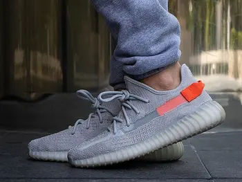 

2020 Cloth shoes Women Men design shoes Fashion Comfortable Classic Cashmere Running Shoes