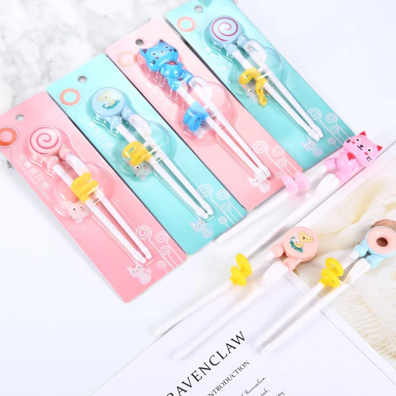 

1Pair Cute Cartoon Chopsticks Plastic For Kids Baby Learning Chop Sticks Reusable Training Chopsticks Children Tableware Set
