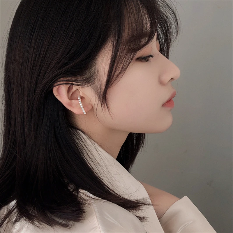 HUANZHI корейские геометрические простые жемчужные двухслойные полые несимметричные серьги с клипсами для ушей, женские вечерние серьги без ушей