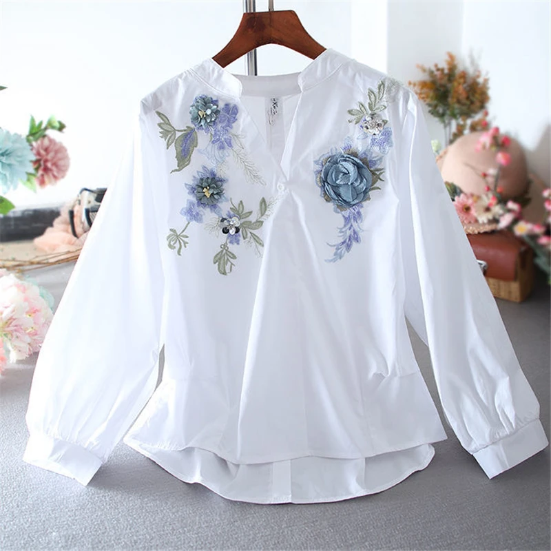 

Embroidery pure cotton shirt Women Fashion full sleeve V-neck Korean blouse tops ladies 2021 new spring white big size tops
