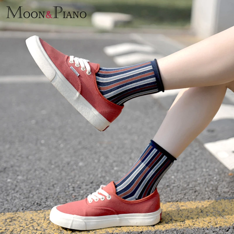 Модные носки; сезон осень-зима; Новинка; женские носки в Вертикальную Полоску; Дышащие Носки ярких цветов; забавные женские хлопковые носки