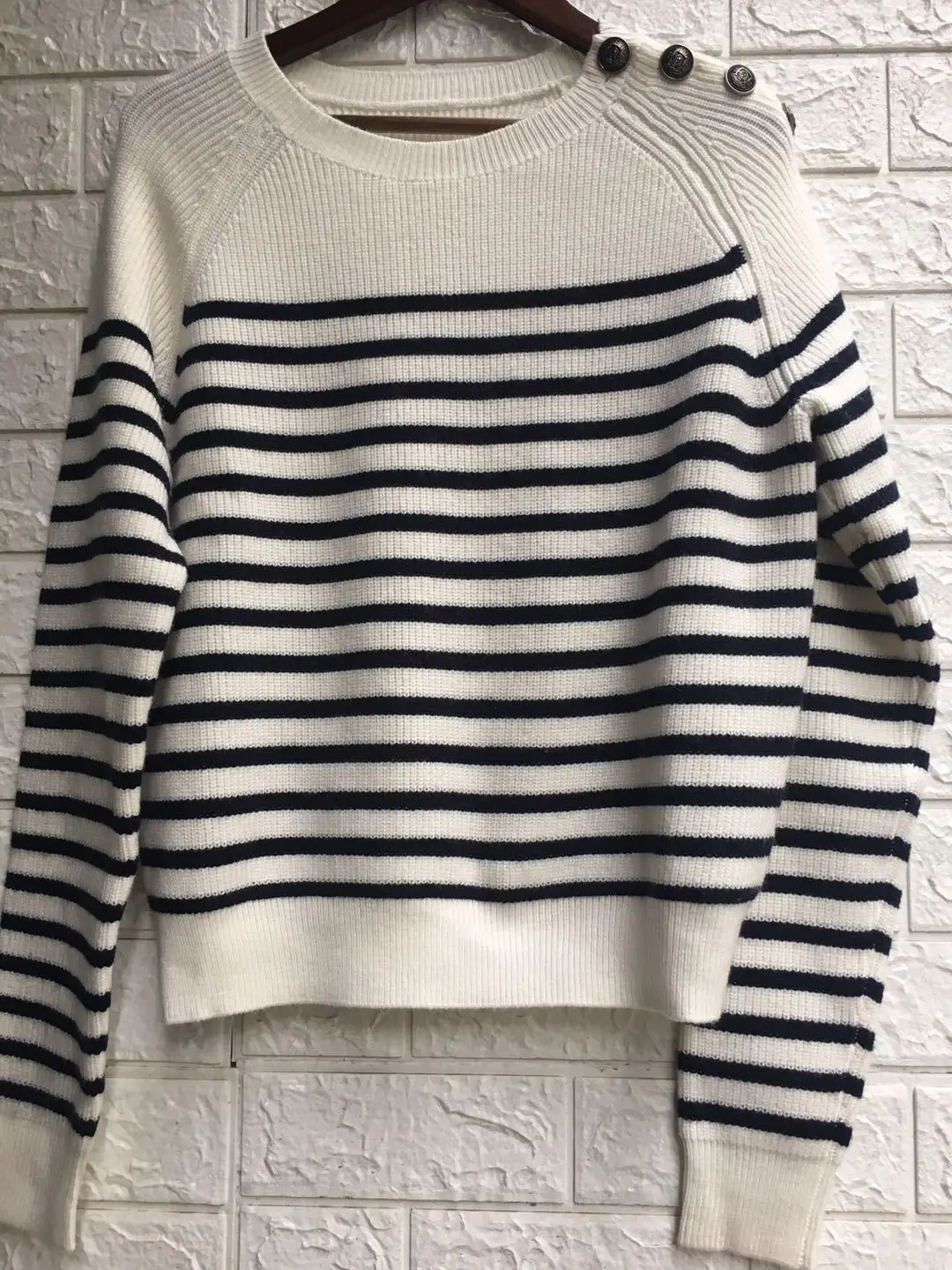 

2019 Autumn New Style Simple New and Fashionable Thick-line Knit Sweater O-Neck Pullovers Black Sweater Women