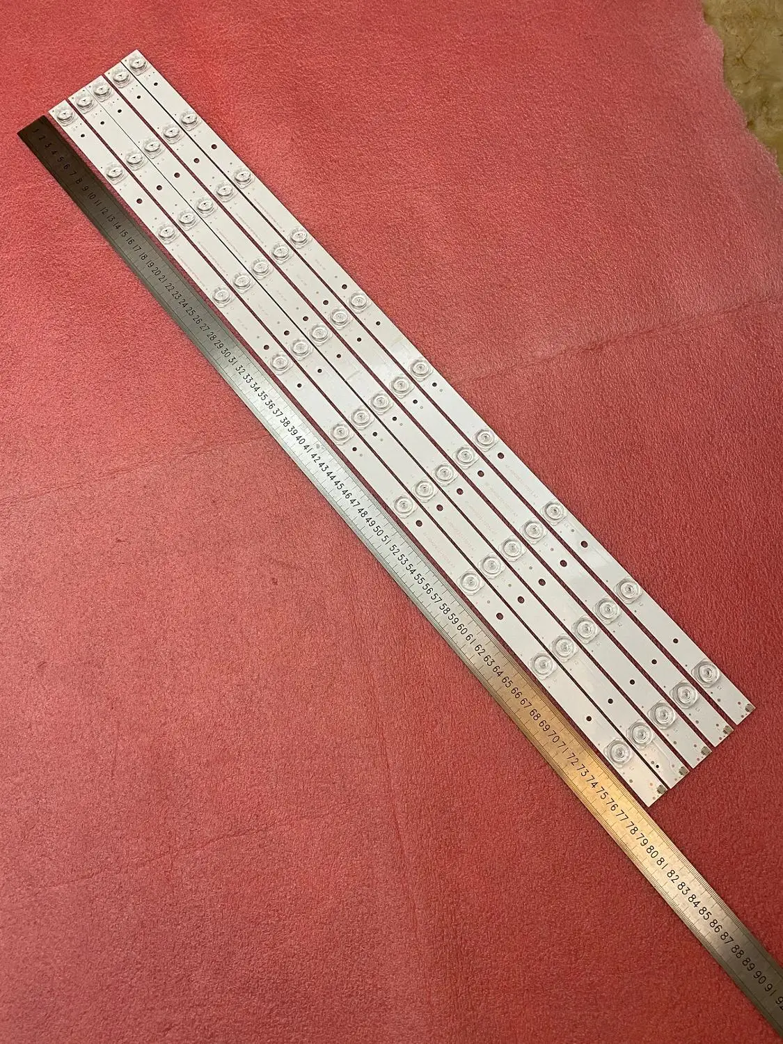 Новинка 20 шт./лот 10LED 777 мм Светодиодная лента для подсветки Hitachi LE40S508 C400F13-E2-C(G2) Φ A7 |