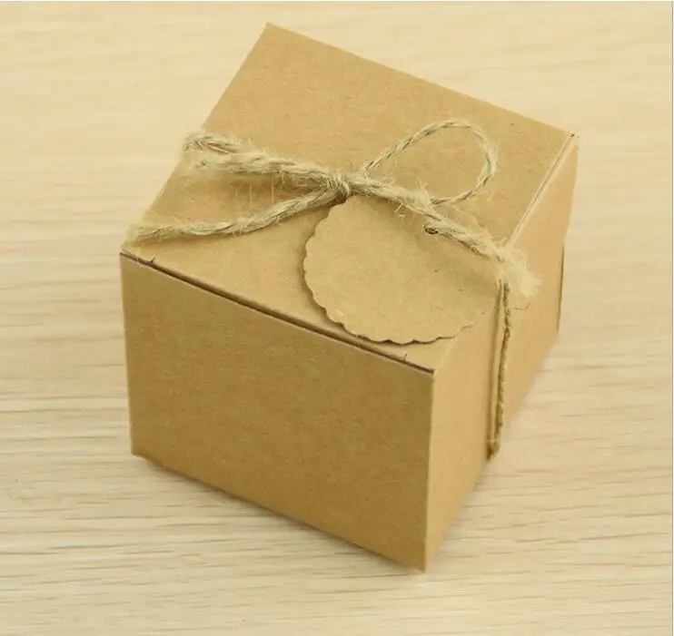 

European-Style Wedding Sugar Bag Retro Kraft Paper DIY Candy Box Carton Packaging Snack Box Wedding Favor Party Supplies