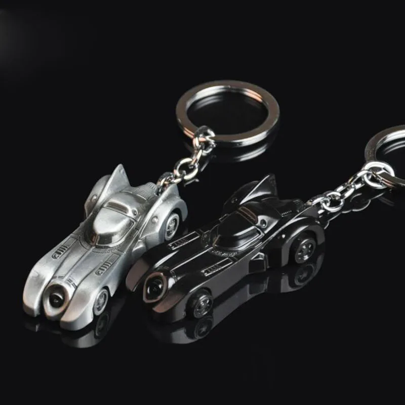 

10pcs/lot Superhero Marvel Batman Keychain Pendant Car Rotatable Wheel Keyring Tomica Tomy Dark Knight Batmobile Tumbler Car Key