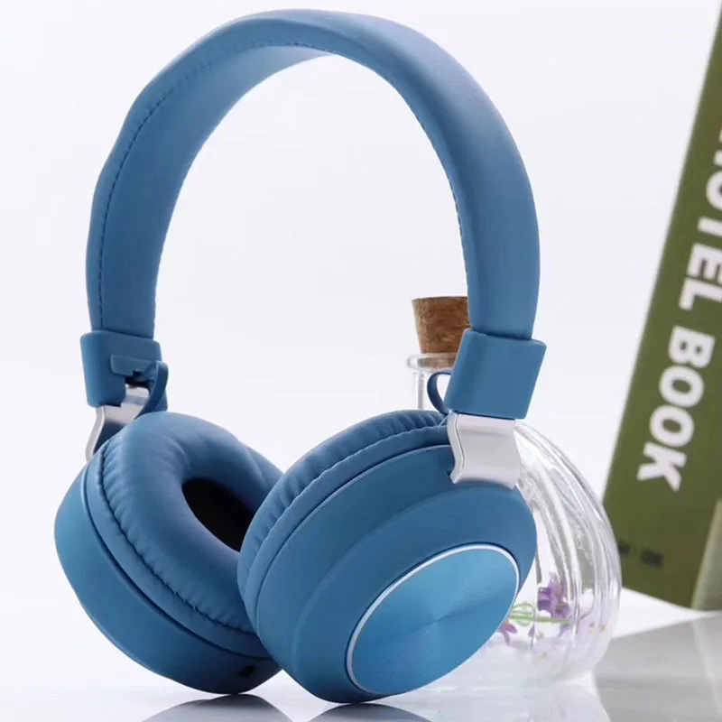 Kids Earbud Headphones 3 5mm Plug wired Headphone Sports bass stereo Headphone with Microphone for mobile phone