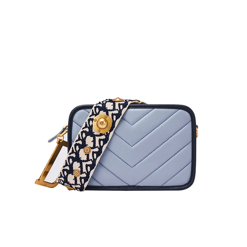 

High-end Designer Bag for Women Luxury Custom Wide Shoulder Strap Knit Camera Bags Elegant Light Blue Line Leather Special Bag