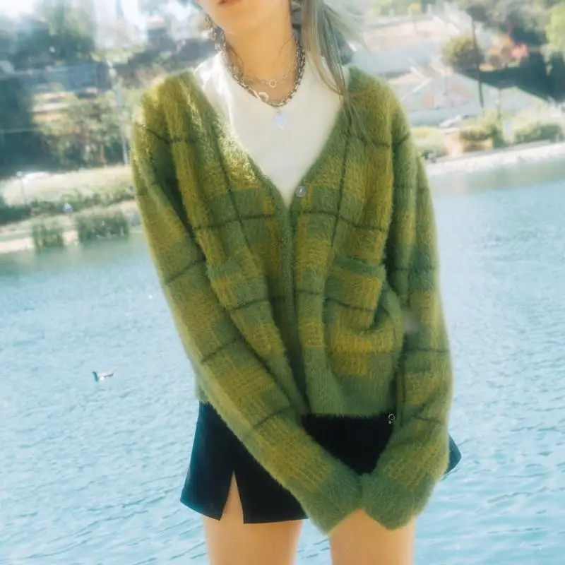 

New Vintage Plaid Green Plush Knitted Cardigans V-Neck Loose Sweaters Autumn 2019 Winter Clothes Sweater Women