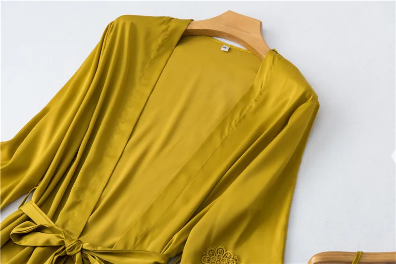 12965996619_1061836450