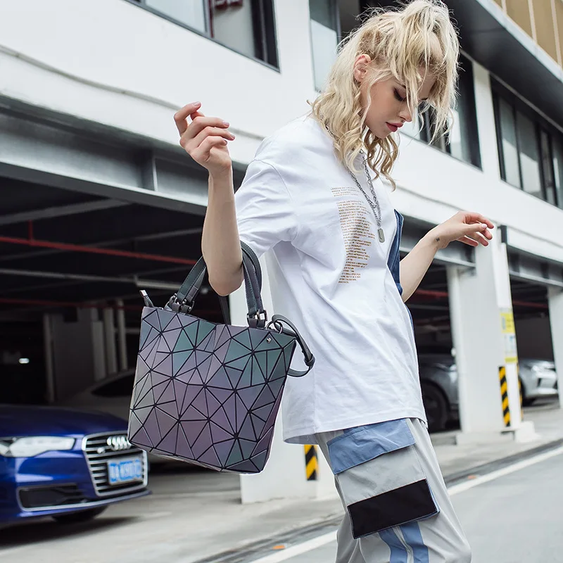 Luminous reflective  Bag Geometric Tote Folding Shoulder Bags for women 2024 Plain Folding Handbags sac a main Female Bolsas 6