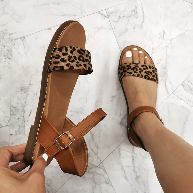 Leather Sandals for Women 2021 New Flat withCasual Beach Sandalias Mujer Plus Size 41 Gladiator Summer Shoes Woman Wholesale