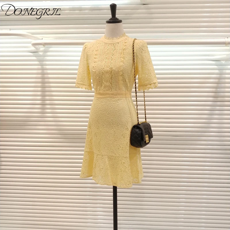 

2020 Fashion women arrival comfortable elegant ruffles cute formal dress vintage party sexy slim lace perspective trumpet dress