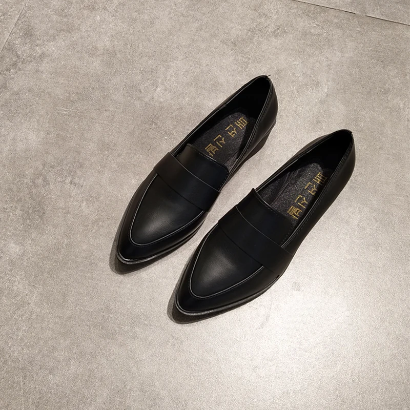 Pointed toe metal decoration flats slip on casual thick heels women shoes solid leather brief loafers college students moccasins