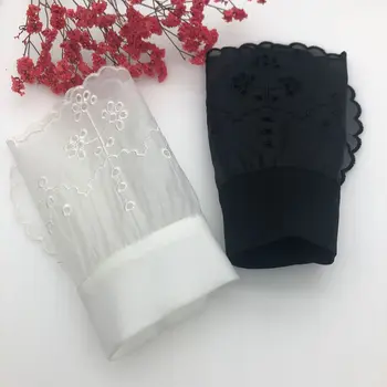 

Women Sheer Horn Cuffs Hollow Embroidered Floral Patterned Sunscreen Fake Sleeve