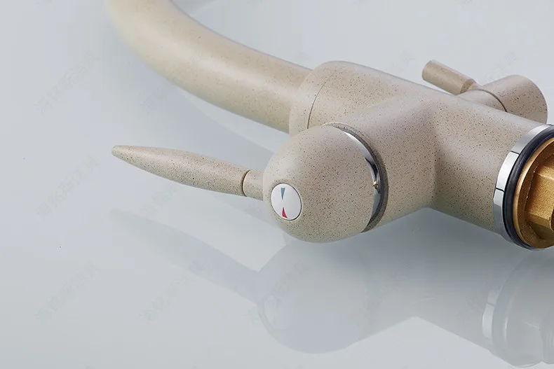 4511806924_471096822