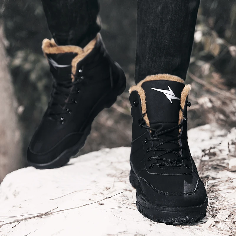 Martin boots men's high help winter new plus velvet tooling shoes British wind shoes men's warm snow boots wild tide shoes