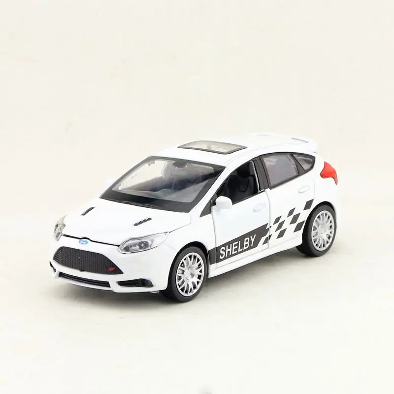 Ford Focus Shelby ST 2013 1:32 Scale Diecast Metal Sport Car Model Pull Back Toy 