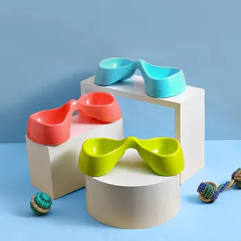 

Dog Feeders Plastic Wear-resistant Non-slip Butterfly Pet Double Bowl Edible Bowl Cat Dog Food Bowl Food or Water Bowl