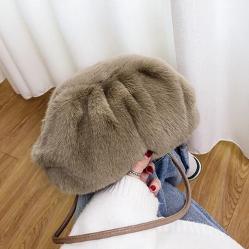 

Fashion Faux Fur Bag Women 2020 Small Plush Shoulder Bag Female Winter Faux Fur Dumpling Crossbody Handbags Shell Purse Branded