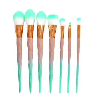 

D-054 7Pcs Professional Makeup Brush Set Cosmetic Tools