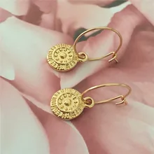 Милый Выгравированный круглый диск призрак Морская звезда вишня треугольник из бусин оболочки небольшой талисман обруч серьги для женщин Девушка