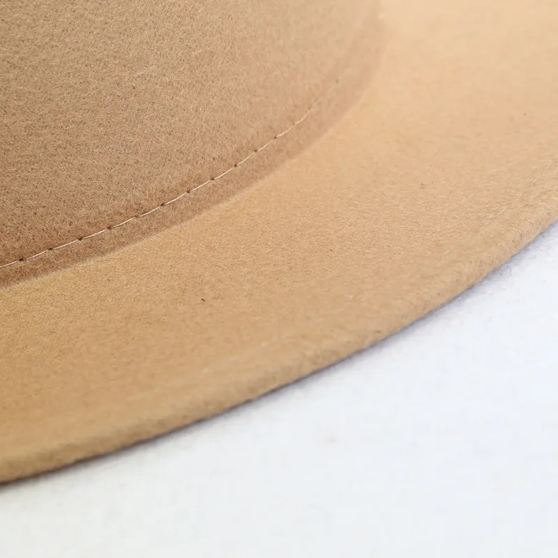 Новая Классическая однотонная фетровая шляпа для мужчин и женщин из искусственной шерсти, джазовая Кепка с широкими полями, простая Кепка с плоским верхом в стиле церковного Дерби