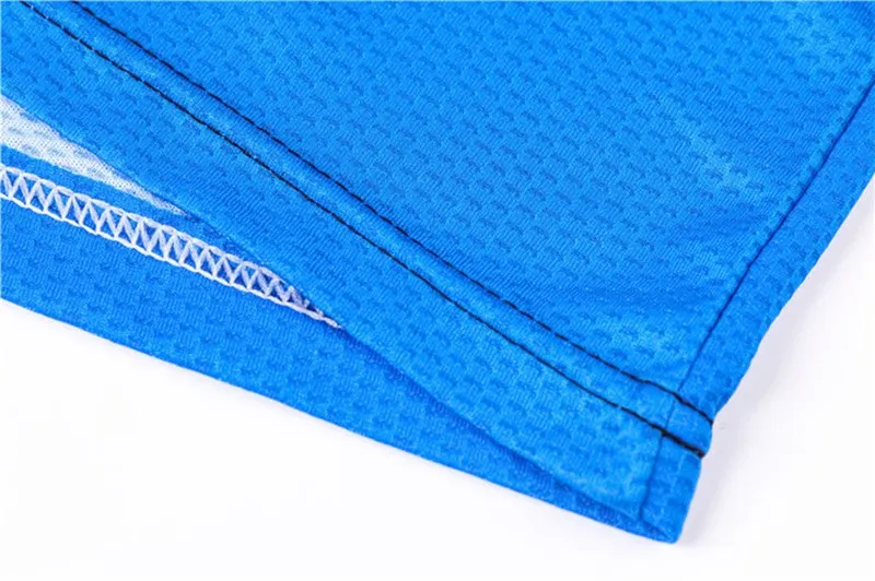 线头明显，底部压线处有黑线