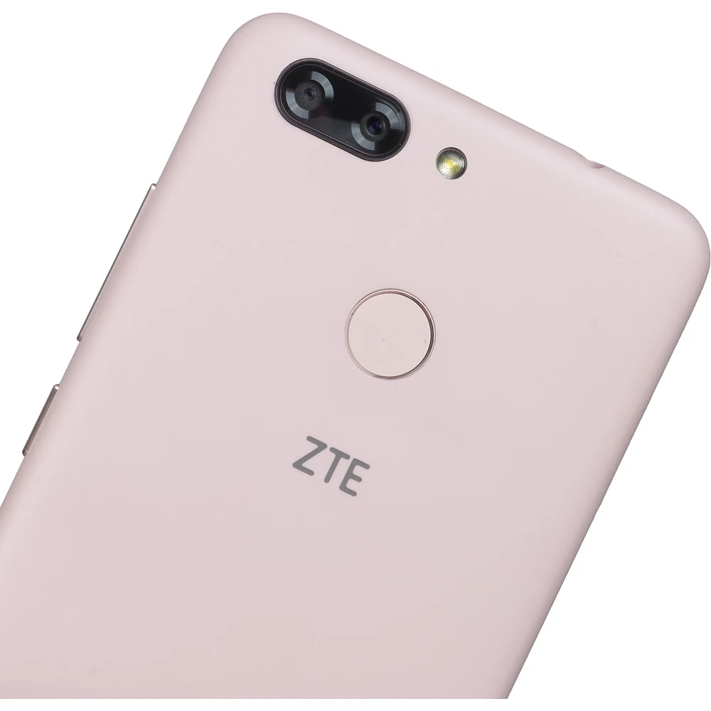 Смартфон ZTE Blade V9 Vita 32Gb 3Gb розовый 3G 4G 2Sim 5.45" IPS 720x1440 And8.1 13Mpix 802.11bgn NF