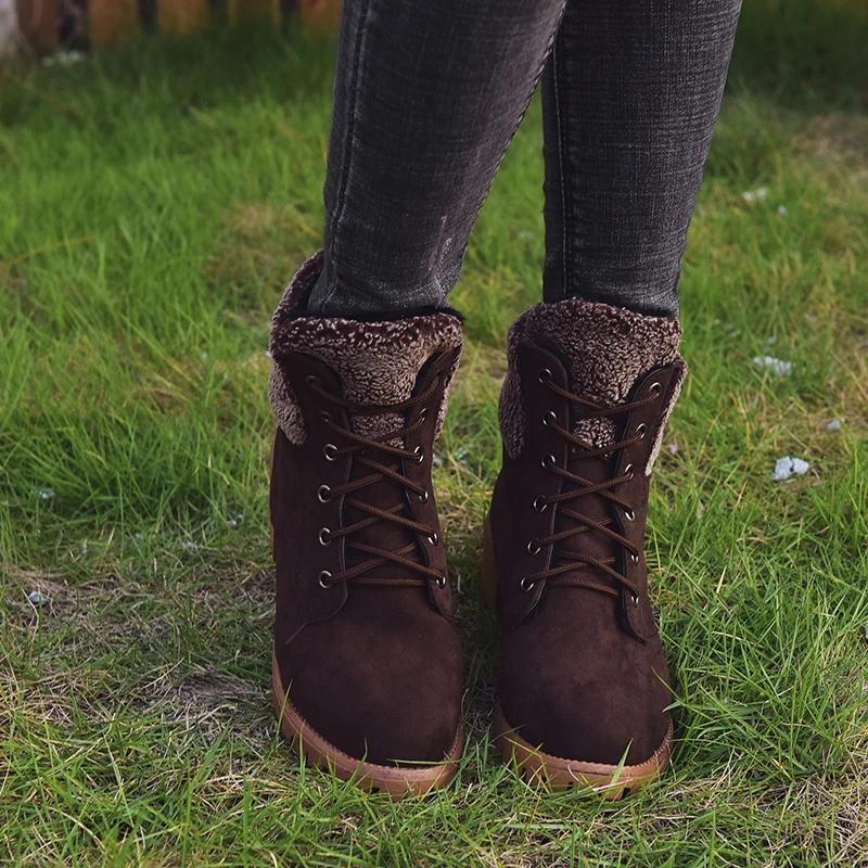 vintage round head martin boots
