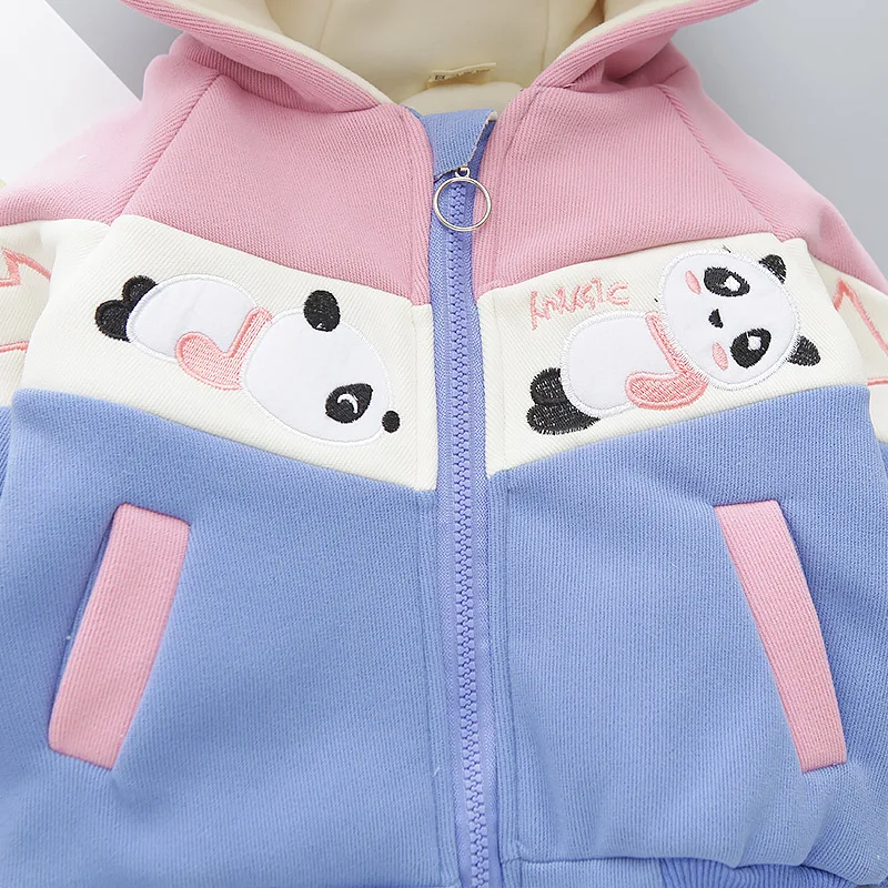 12550888240_1060666772