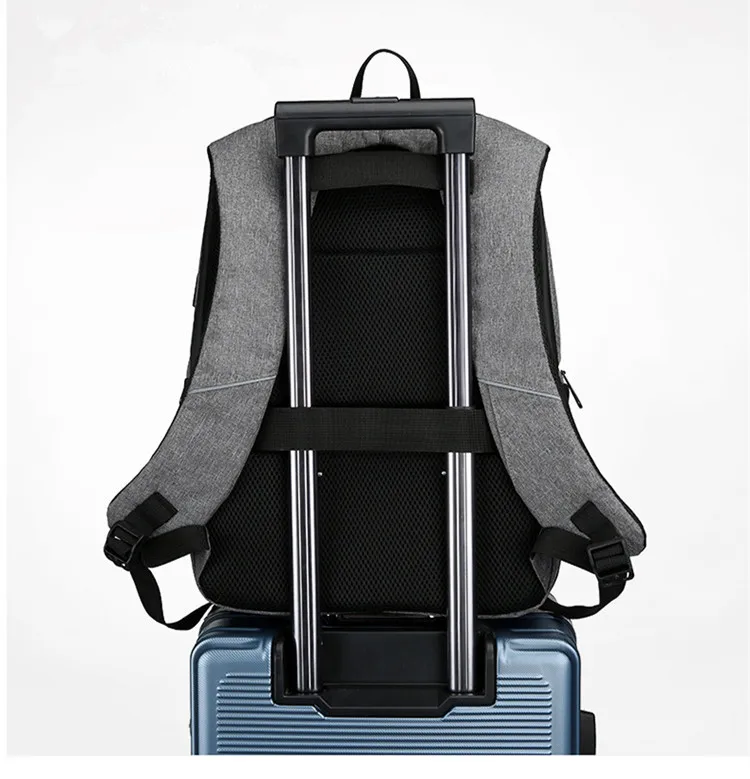 12054660981_361637485