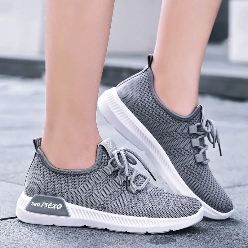 

2021 New Summer Breathable Cross Tied Mesh Casual Flats Women Outdoor Light Weight Sports Shoes Running Walking Sneakers Shoes